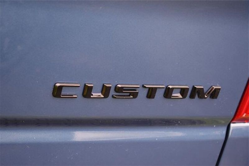 2024 Chevrolet Silverado 1500 CustomImage 5