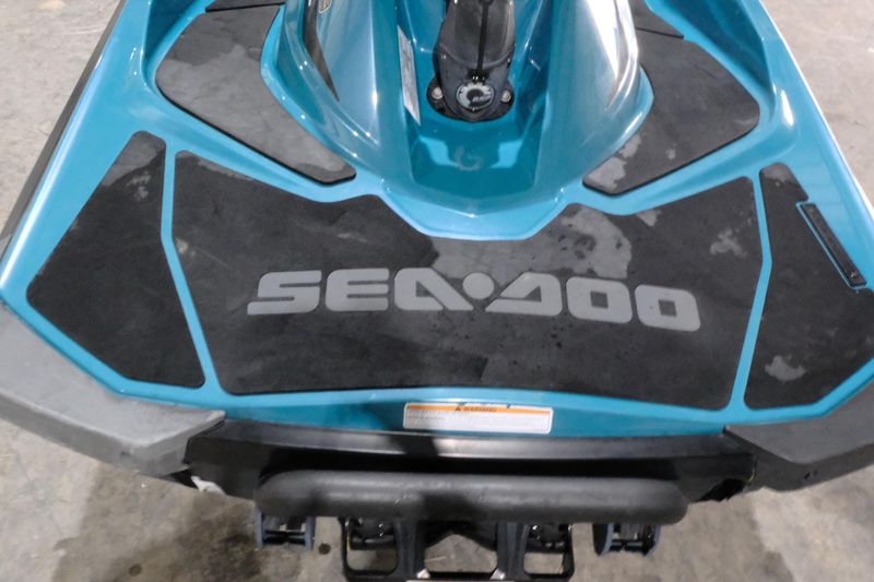 2018 SEADOO WAKE 155  in a BLUE exterior color. Family PowerSports (877) 886-1997 familypowersports.com 