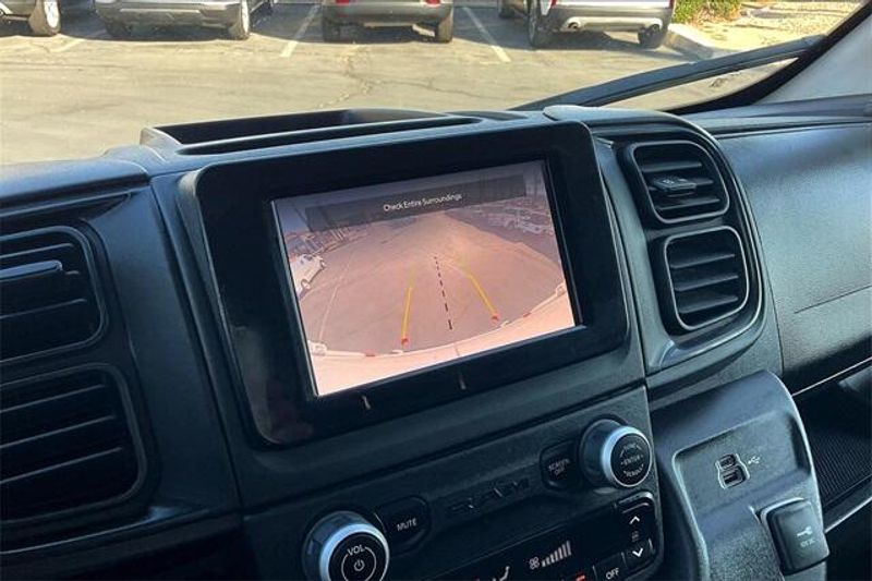 2023 RAM ProMaster 2500 High RoofImage 18