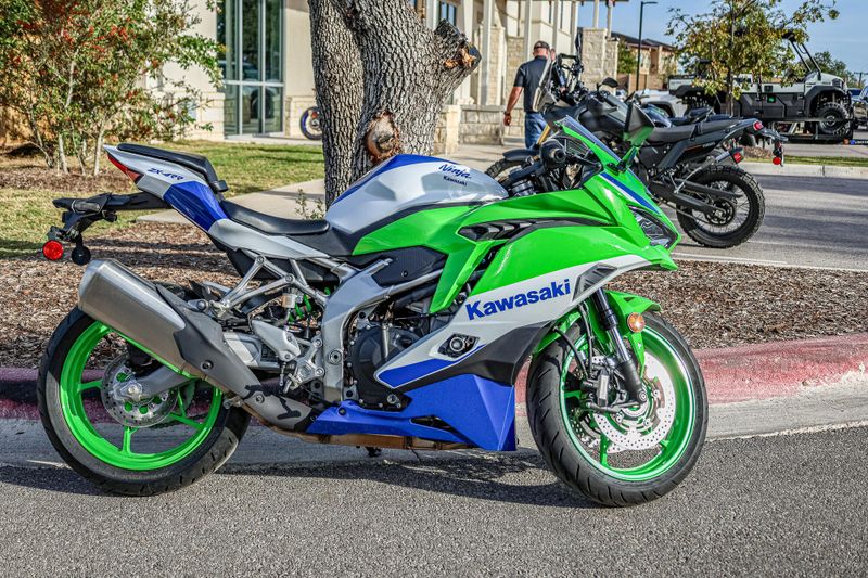 2024 Kawasaki NINJA ZX4RR 40TH ANNIVERSARY EDITION ABS  LIME GREENPEARL CRYSTAL WHITEBLUEImage 2