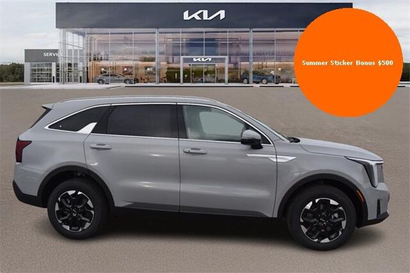 2025 Kia Sorento SImage 2