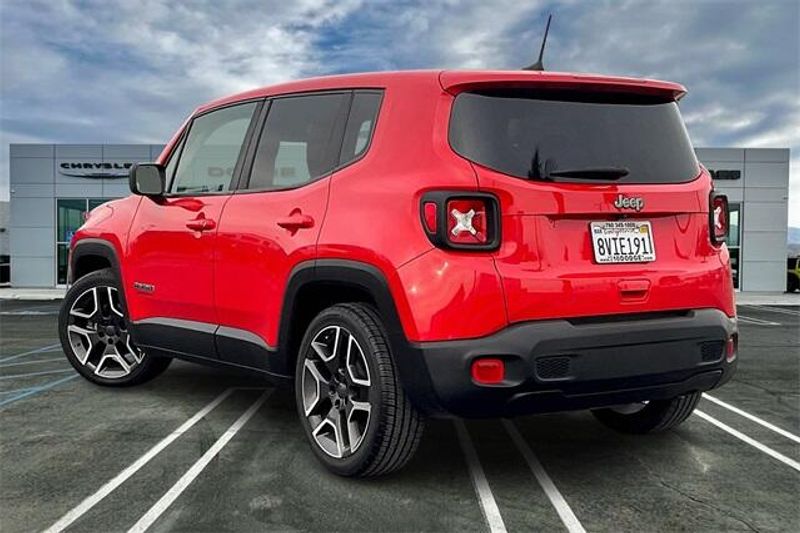 2021 Jeep Renegade SportImage 10