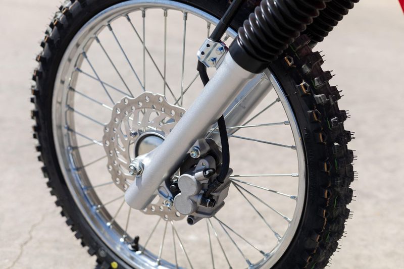 2025 Honda CRF125F BIG WHEEL RED Image 9