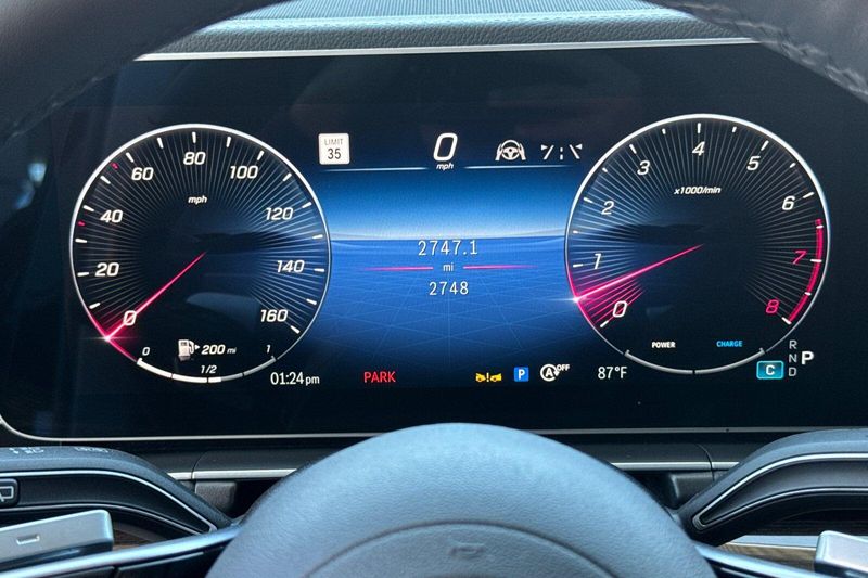 Used 2026 Mercedes-Benz GLS 450Image 32