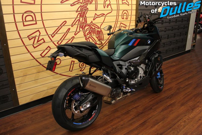 New 2026 BMW M1000XR Image 8