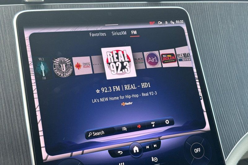 Used 2023 Mercedes-Benz EQS 450Image 22