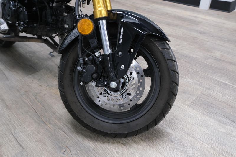 USED 2024 HONDA GROM ABS Image 13