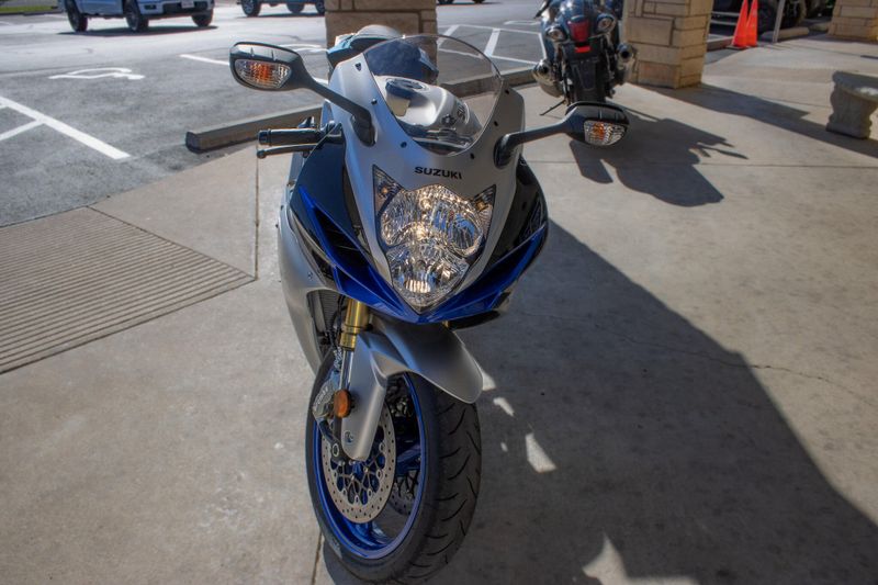 NEW 2026 SUZUKI GSXR750 Image 6