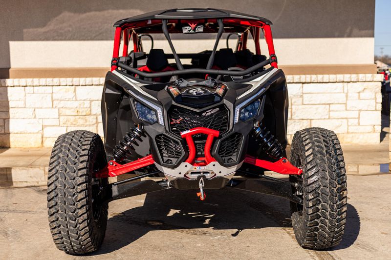 2025 Can-Am MAVERICK X3 X RC 72 TURBO RR HYBRID WHITE AND LEGION REDImage 3