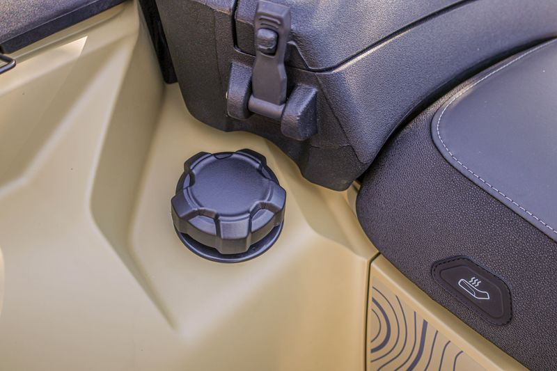 NEW 2026 CFMOTO CFORCE 1000 OVERLAND Image 12