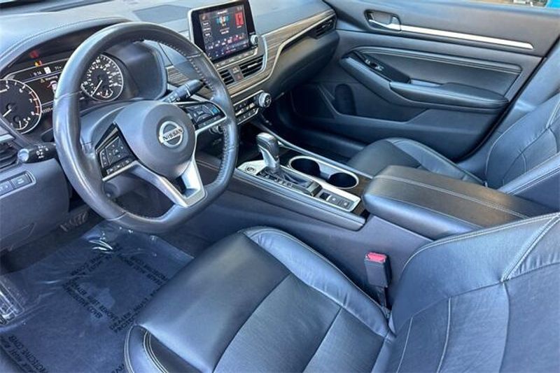 2022 Nissan Altima 2.5 SLImage 8