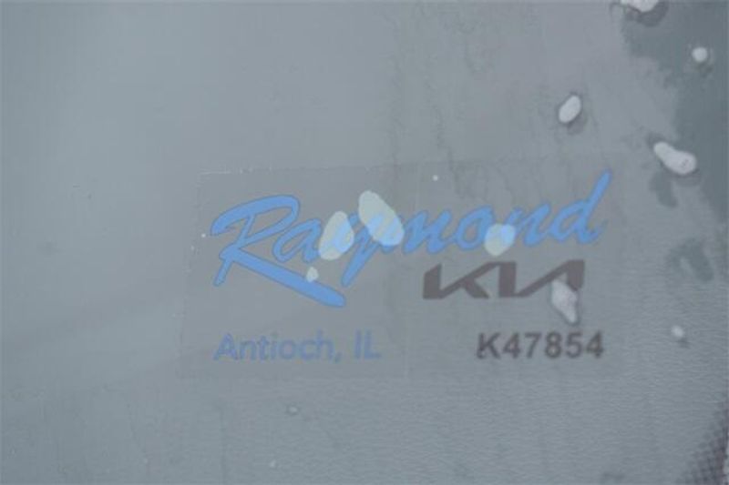 New 2025 Kia Soul LXImage 30