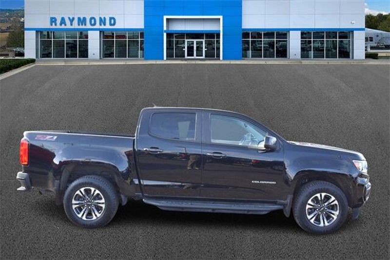 2021 Chevrolet Colorado Z71Image 2