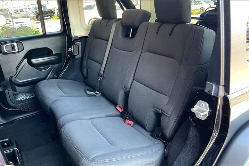 2021 Jeep Wrangler Unlimited Sport SImage 25