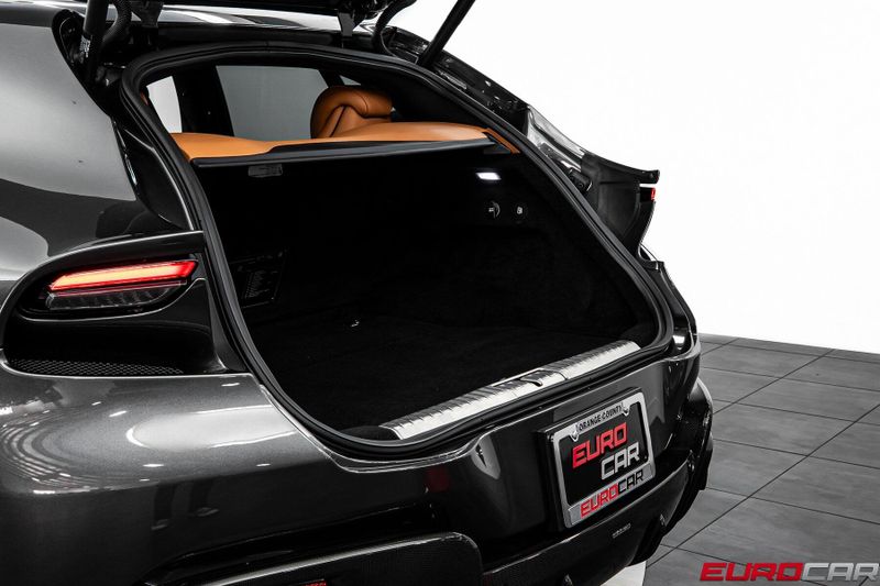 2025 Ferrari Purosangue *PANORAMIC ROOF * PASSENGER DISPLAY*Image 23