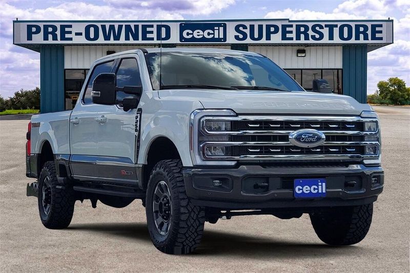 2024 Ford F-250 King Ranch photo 2