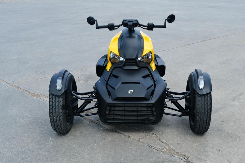 2022 Can-Am RYKER 600 BLACK Image 9