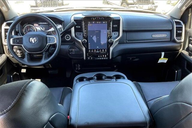 2024 Ram 2500 Laramie photo 14