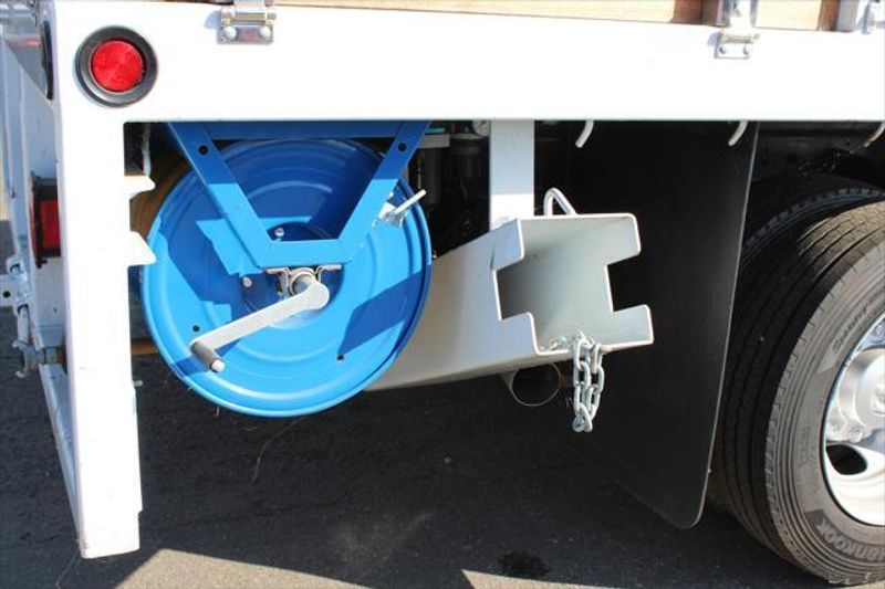 2022 RAM 5500 Chassis Tradesman Regular Cab Belco BodyImage 6