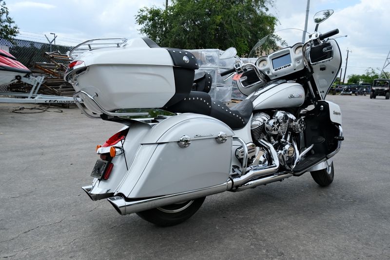USED 2019 INDIAN MOTORCYCLE ROADMASTER Image 3