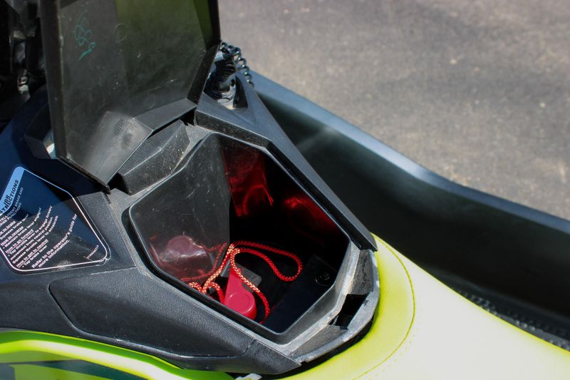 2021 SEADOO SPARK 3 UP GREEN Image 7