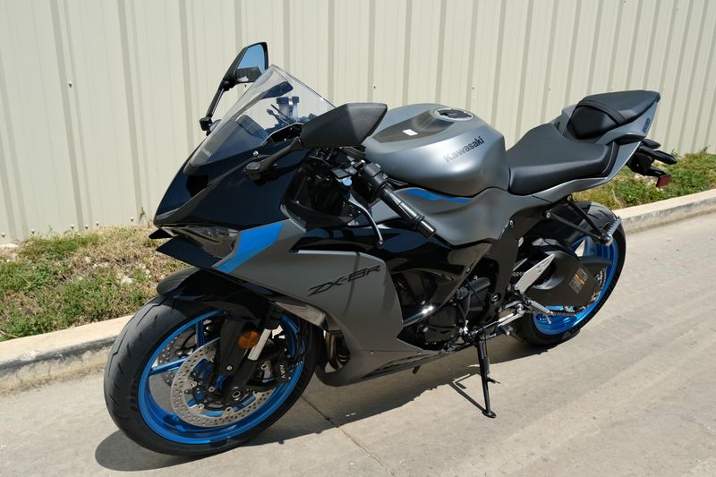 NEW 2026 KAWASAKI NINJA ZX6R Image 6