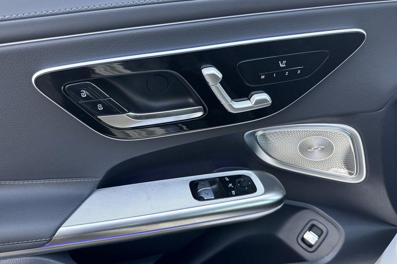New 2027 Mercedes-Benz CLE 300Image 8