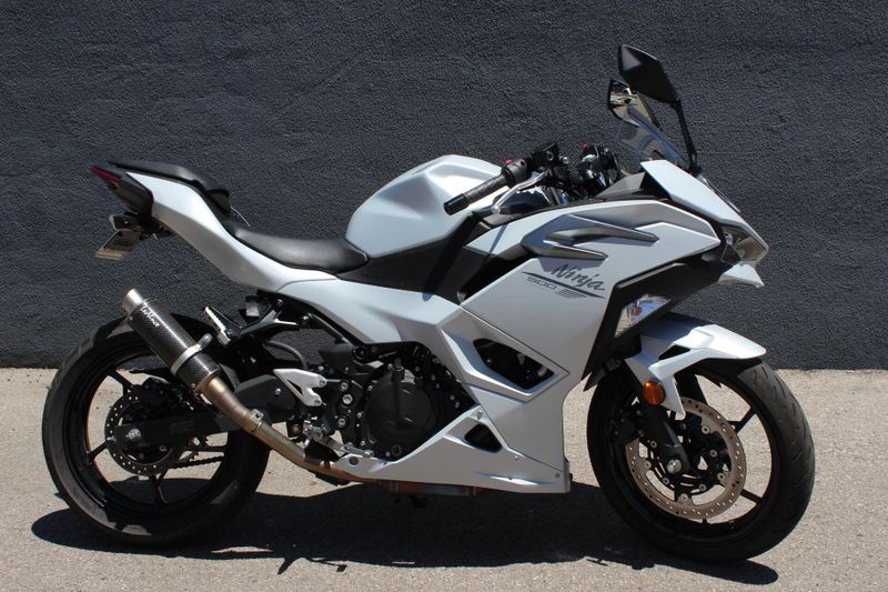 Used 2025 Kawasaki NINJA 500 Image 1