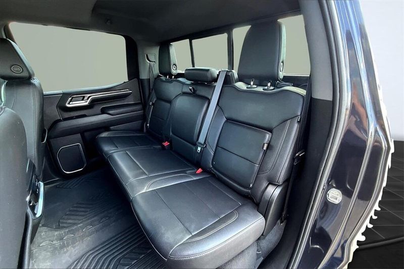 2022 Chevrolet Silverado 1500 LTZ photo 25