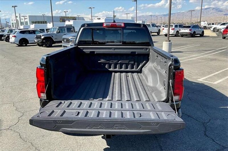 2024 Chevrolet Colorado ZR2 photo 30