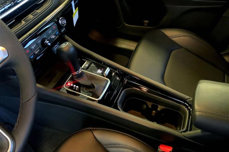 2025 Jeep Compass Latitude photo 6