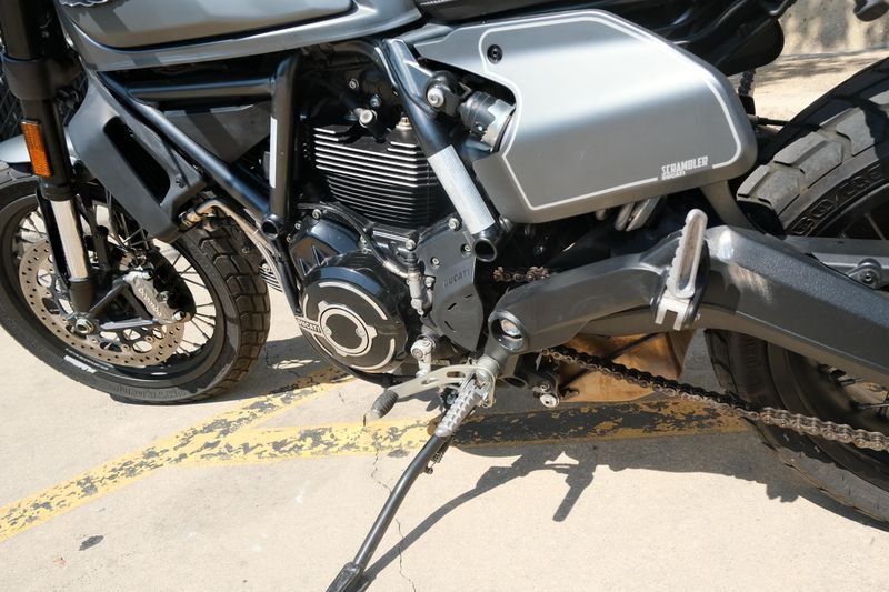 USED 2023 DUCATI SCRAMBLER Image 12