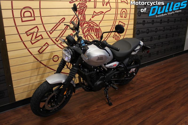 New 2026 Royal Enfield Guerrilla 450 Image 4