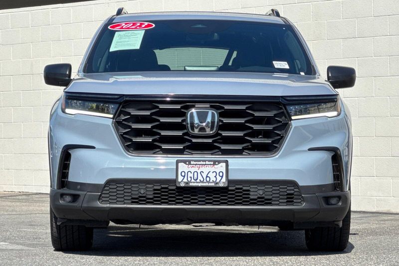 Used 2023 Honda Pilot SportImage 9