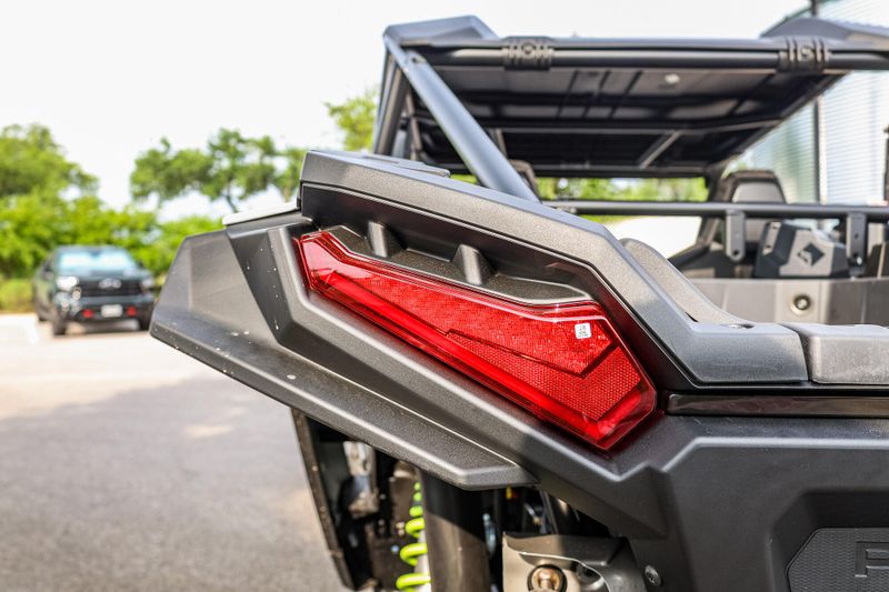 2025 Polaris RZR XP 1000 ULTIMATE  STORM GRAY Image 13