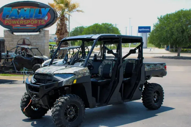 2025 Polaris RANGER CREW XP 1000 PREMIUM PURSUIT CAMO Image 1