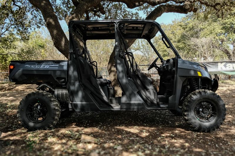 2025 Polaris RANGER CREW XP 1000 PREMIUM STEALTH GRAYImage 7