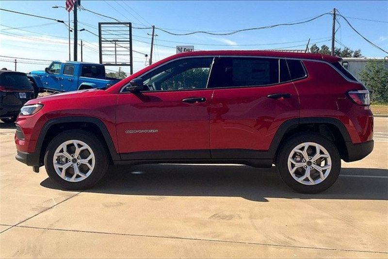 2025 Jeep Compass Sport 4x4Image 14