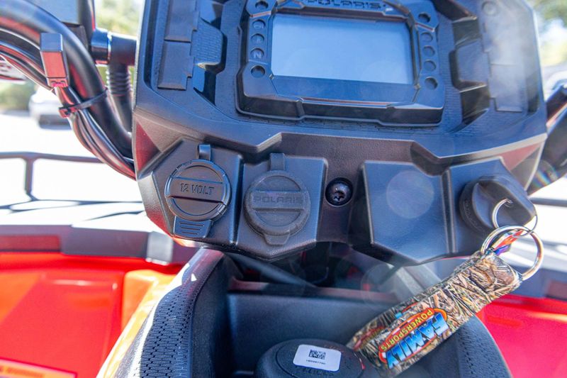 NEW 2026 POLARIS SPORTSMAN 570 TOURING Image 5