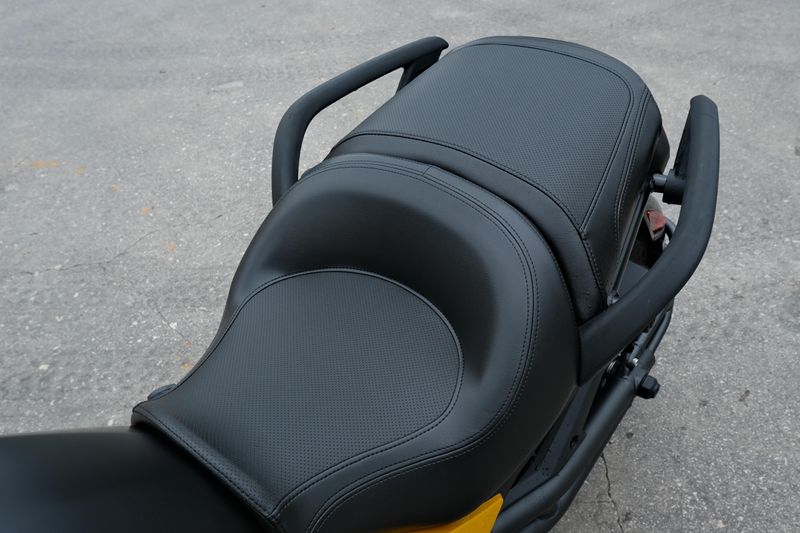 NEW 2026 CAN-AM SPYDER F3S Image 13