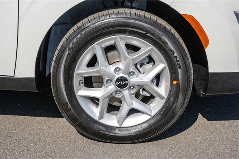 New 2025 Kia Soul SImage 19