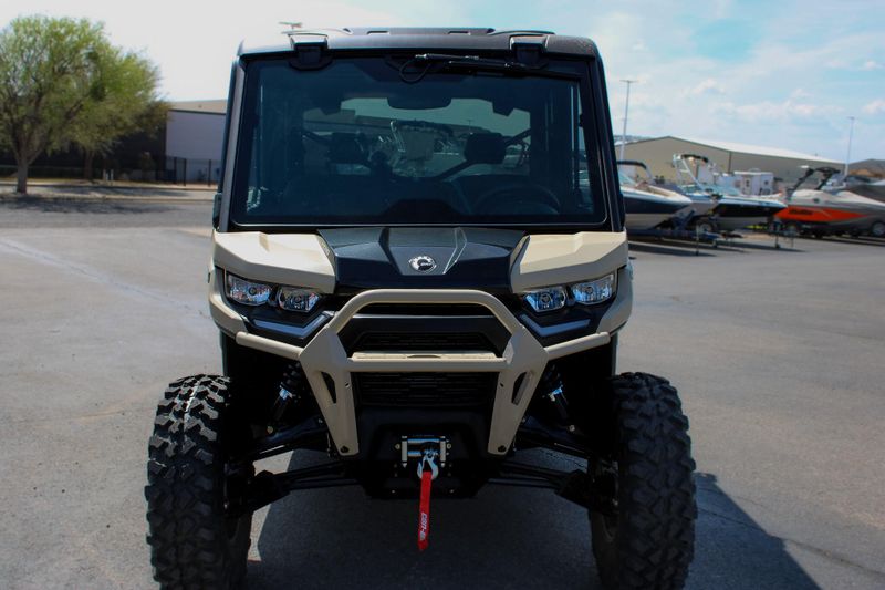 2025 Can-Am DEFENDER MAX LIMITED CAB HD10 DESERT TAN AND STEALTH BLACK Image 5