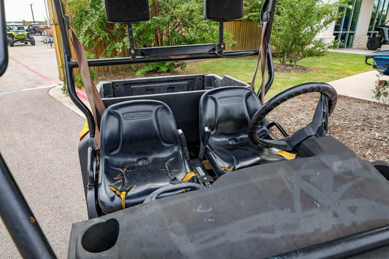 Used 2018 CUB CADET CHALLENGER 400  BLACK AND YELLOW Image 20