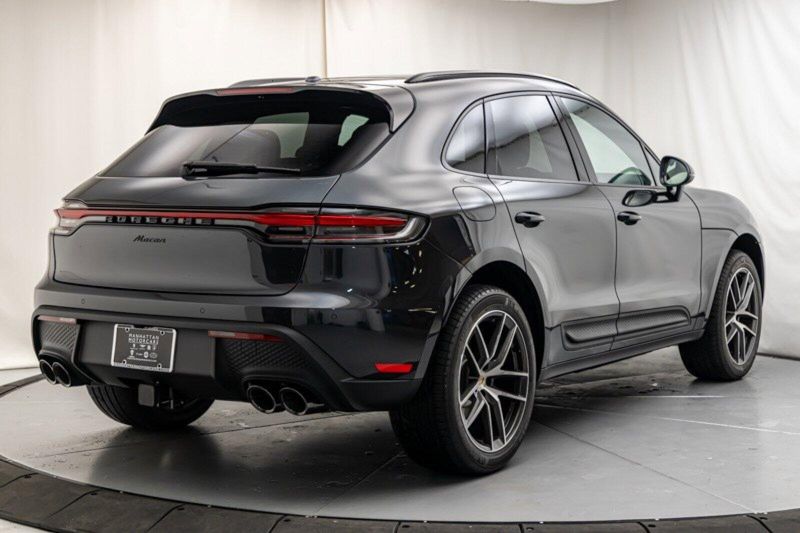 2024 Porsche Macan Image 5