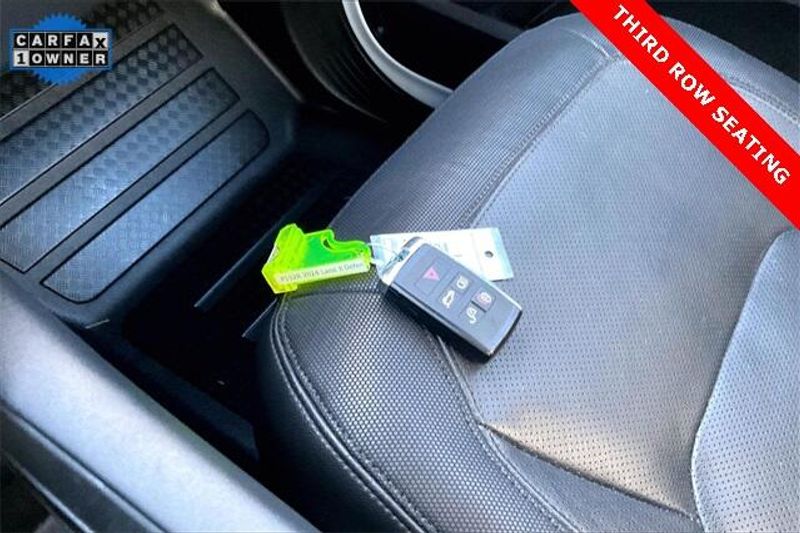 Used 2024 Land Rover Defender X-Dynamic SEImage 11