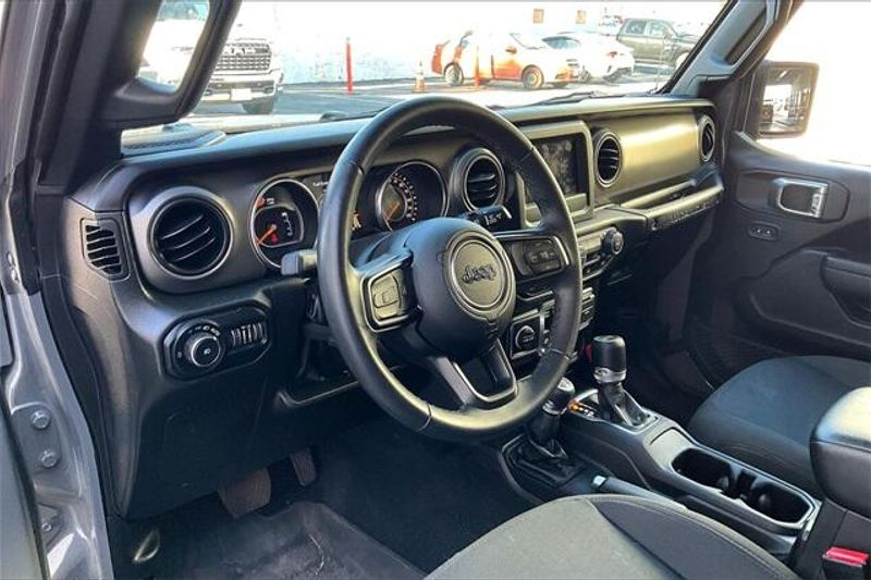 2022 Jeep Wrangler Sport SImage 6