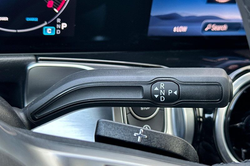 New 2026 Mercedes-Benz GLB 250Image 18