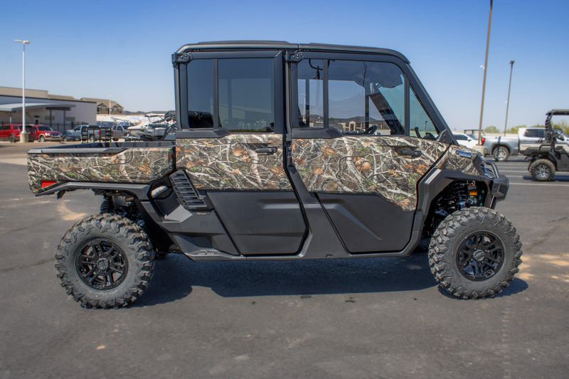 NEW 2026 CAN-AM DEFENDER MAX LIMITED CAB HD11 Image 2