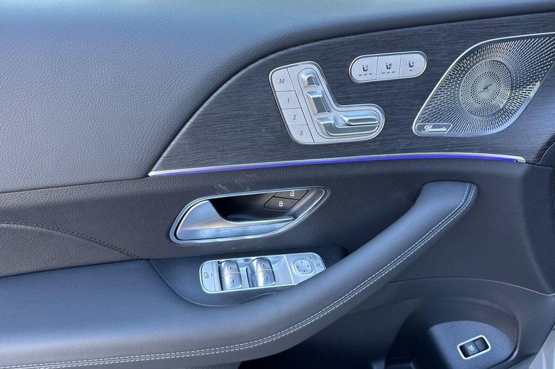 New 2026 Mercedes-Benz GLE-Class GLEGLE 580Image 9