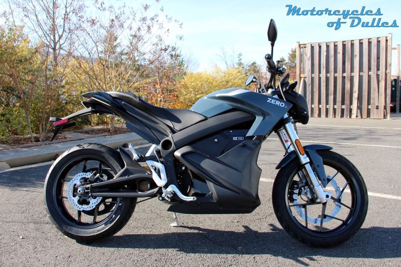 2023 Zero S 7.2  in a Twilight exterior color. Motorcycles of Dulles 571.934.4450 motorcyclesofdulles.com 